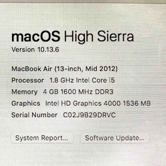 Macbook Air 13.3" Laptop - Intel Core i5 with 4GB Memory - 128GB SSD - Silver - Picture 2 of 10